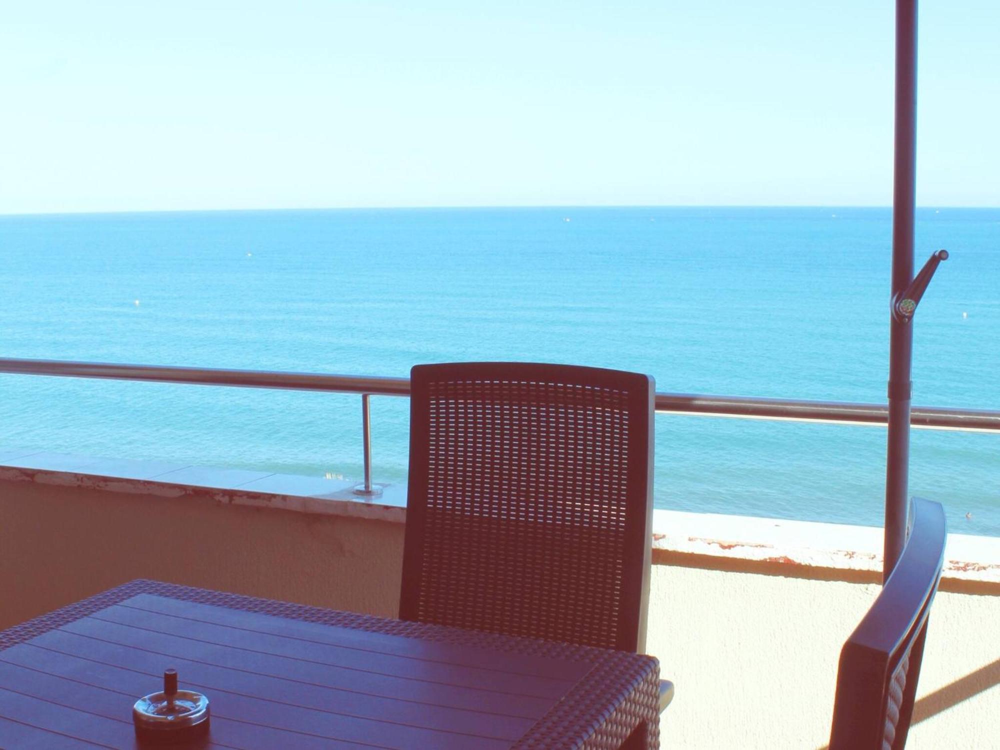 Esplendido Apartamento A Pie De Playa En Торремолинос Экстерьер фото